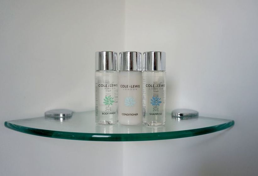 The Barn & Pheasant Cottage 17