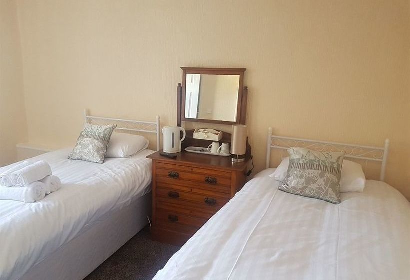 Hotel The Seven Stars 2