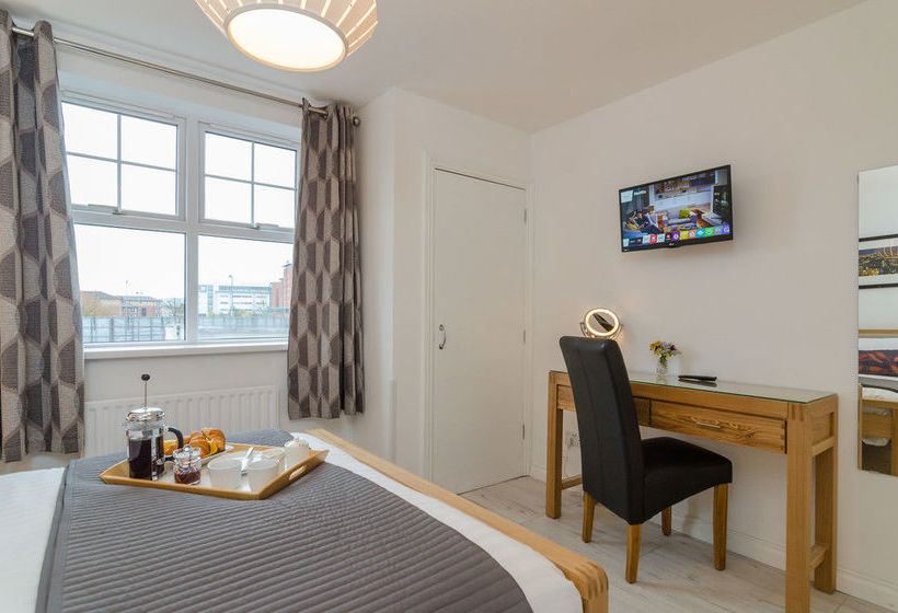 Alfred St Apartment 17