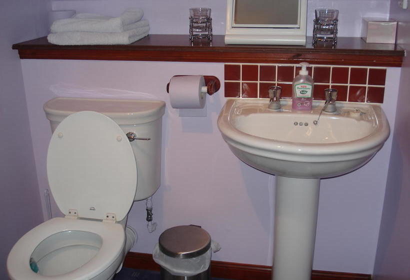 Factors Inn & Cottage 5