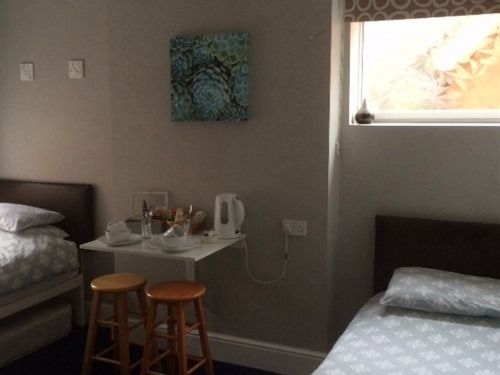 Bed and Breakfast Airport Lodge 16