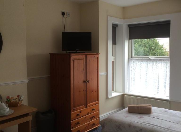 Bed and Breakfast Airport Lodge 2