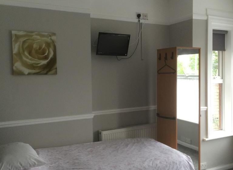 Bed and Breakfast Airport Lodge 3