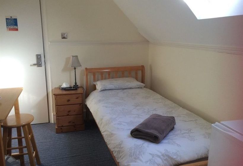 Bed and Breakfast Airport Lodge 8