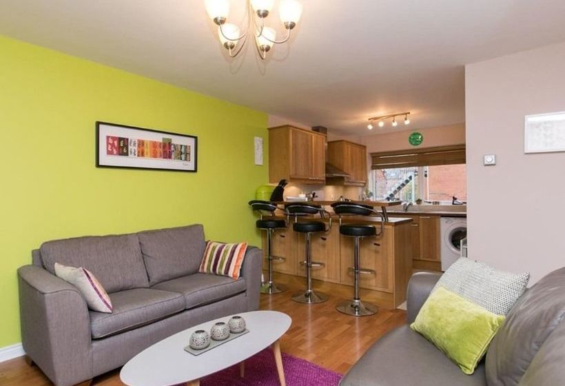 Hotel Ashleigh Manor 8