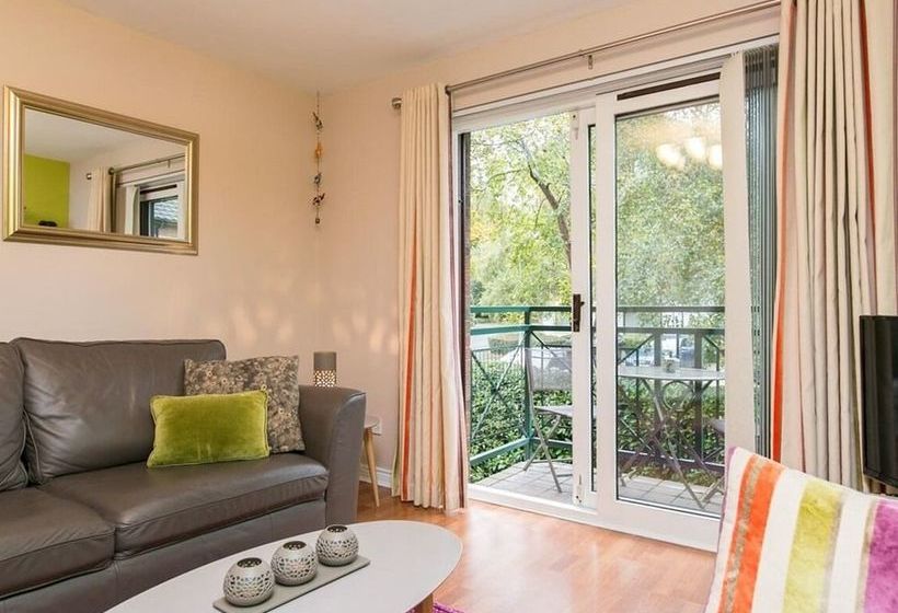 Hotel Ashleigh Manor 9