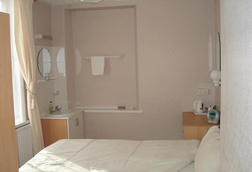 Bed and Breakfast Invernook 3