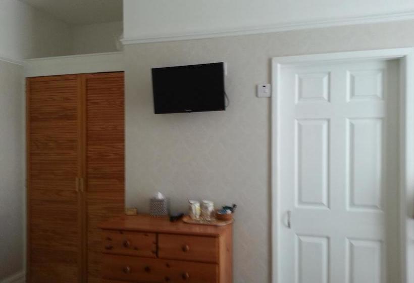 Bed and Breakfast Invernook 7