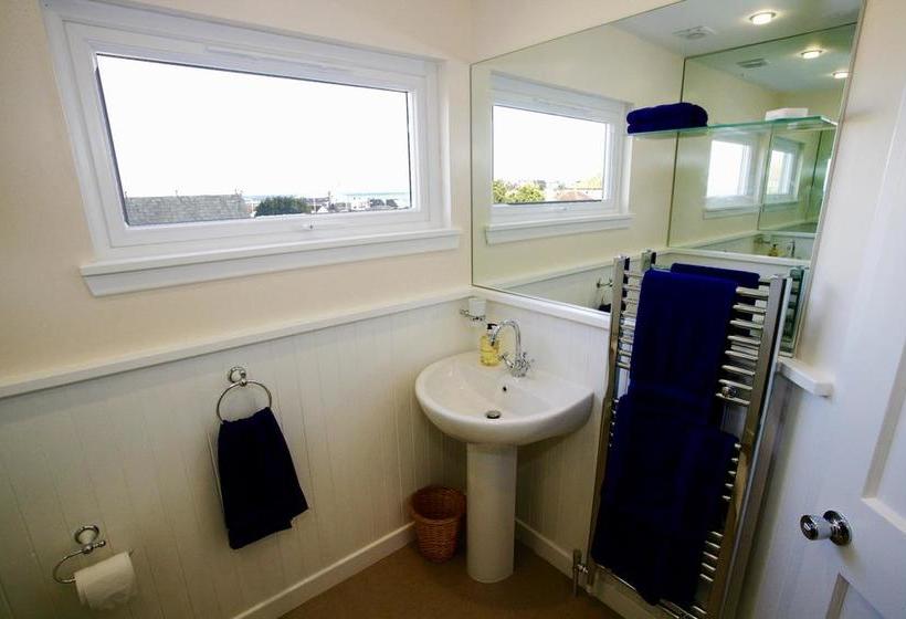 No12 Bed And Breakfast 10