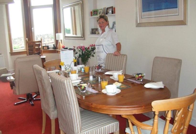 No12 Bed And Breakfast 13