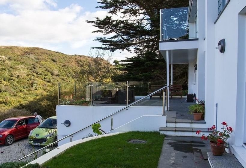 Pension (Hôtel basse catégorie) Holywell Bay B&b 12