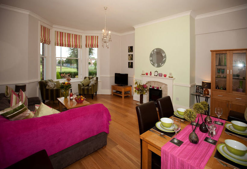 Langton Court Apartment