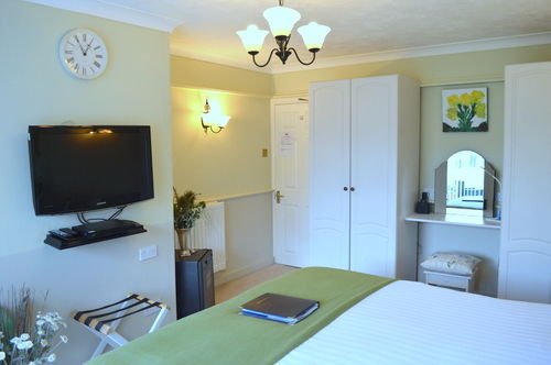 Bed and Breakfast Waters Edge Guest House 14