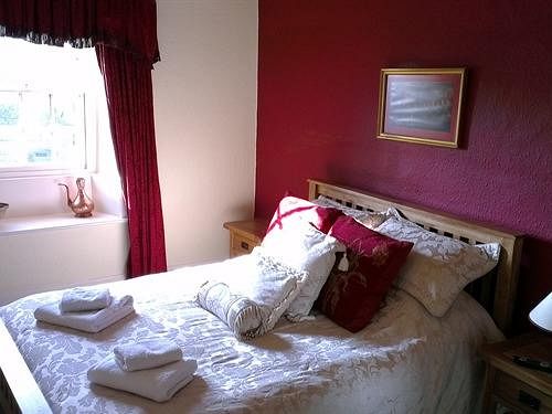 The Queens Head Inn 2