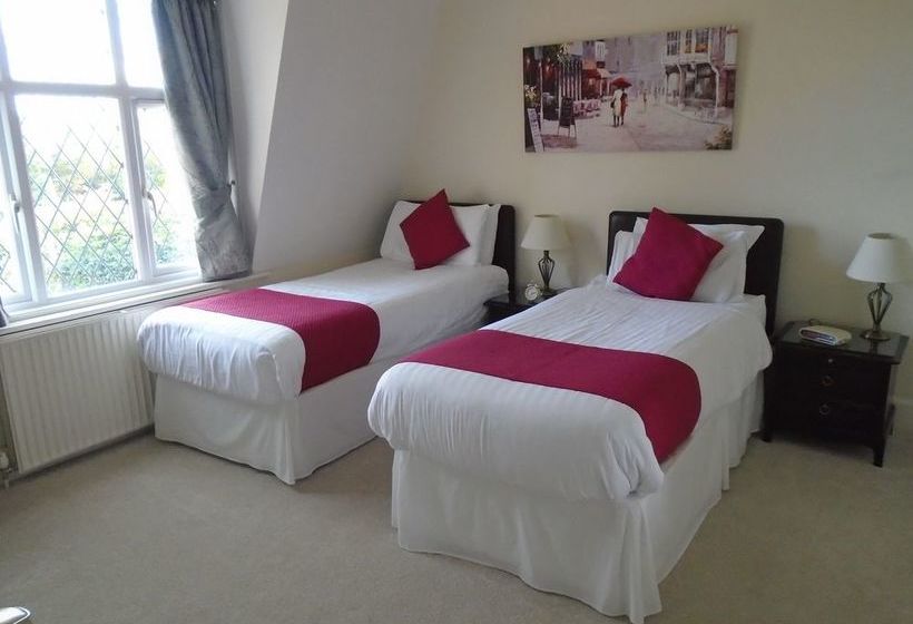 Bed and Breakfast Trumbles 11