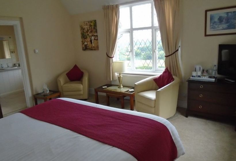 Bed and Breakfast Trumbles 19