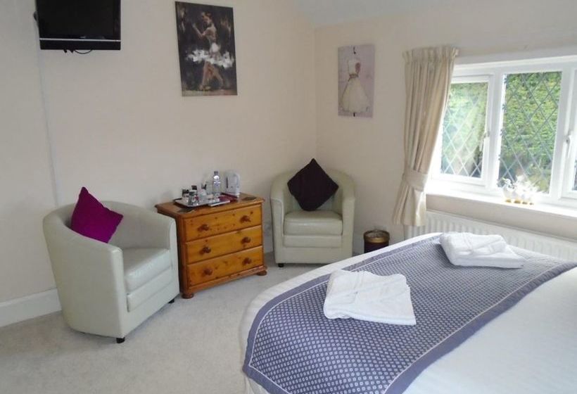 Bed and Breakfast Trumbles 8