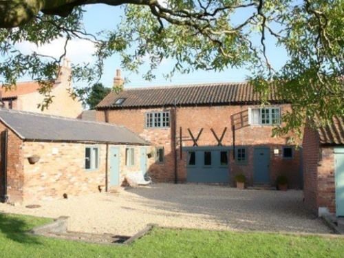 Inn The Crown & Plough