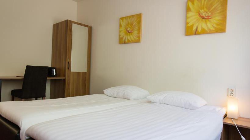 Bed & Breakfast Van Marion 16