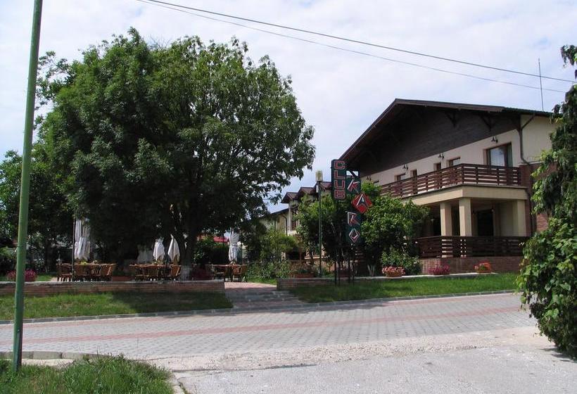 Hotel Club Karo