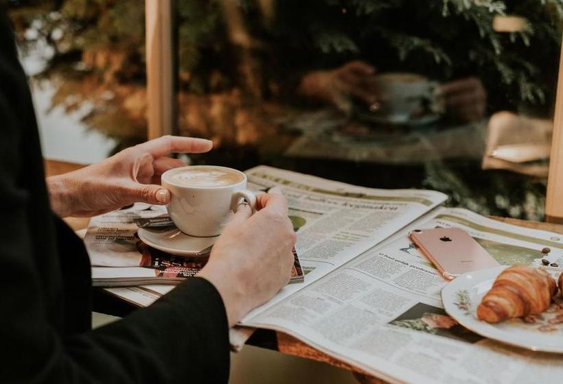 Hotel Restaurant La Promenade Baarn 11