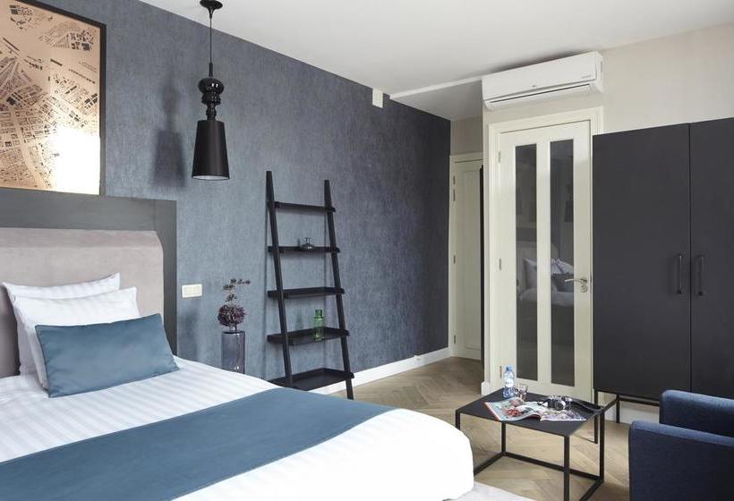 Hotel No. 377 House 11