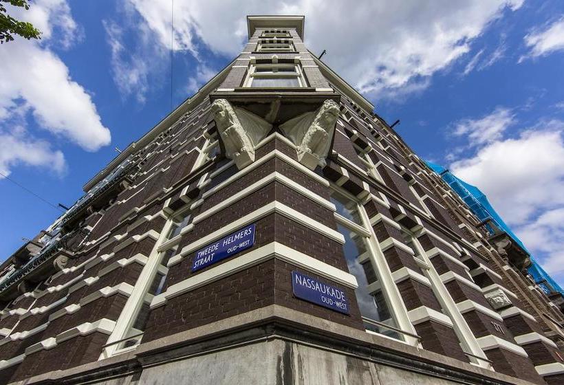 Hotel No. 377 House 14