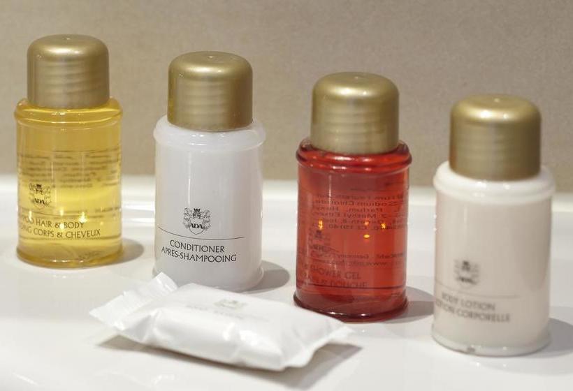 Hotel No. 377 House 7