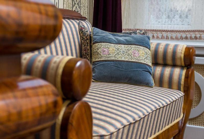 Hotel Vila Katharina 17