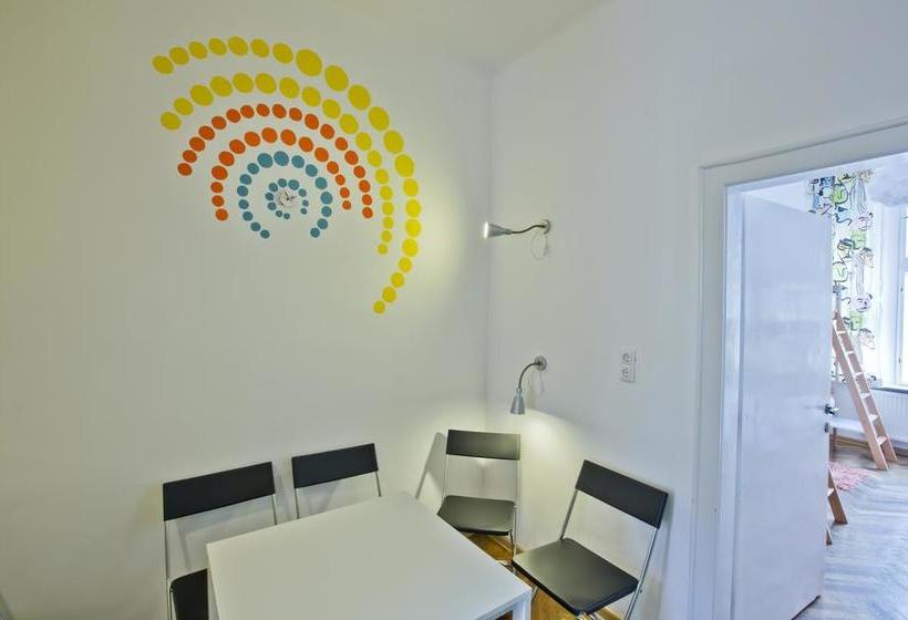 Centrum House Hostel 14