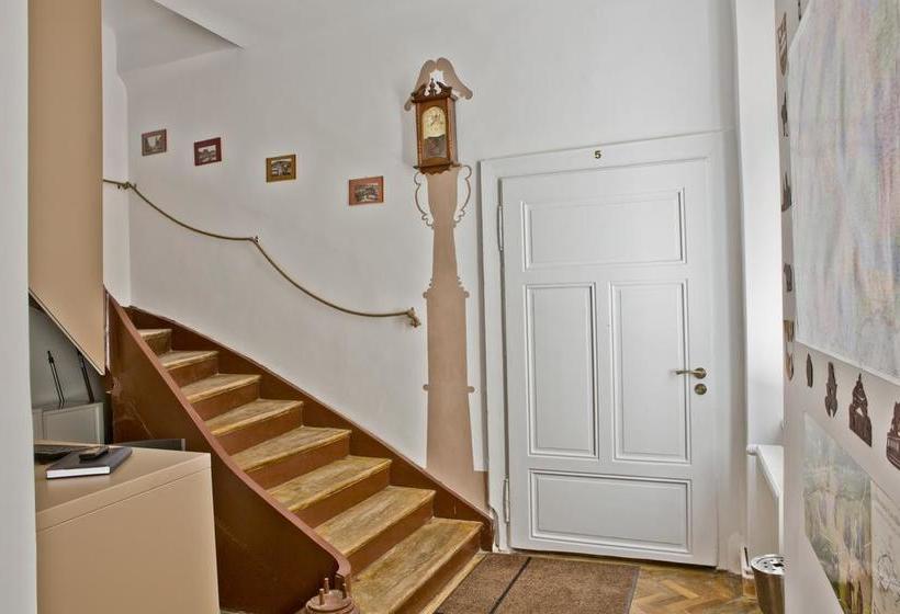 Centrum House Hostel 16