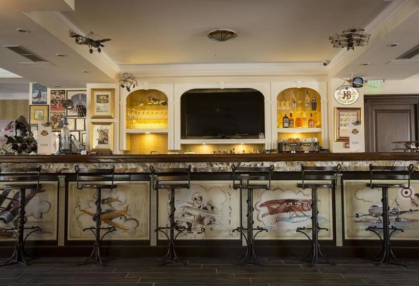 Hotel Aviator Boutique 2