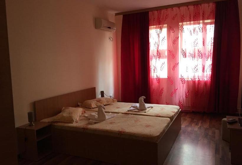 Hostel Complex Unirii