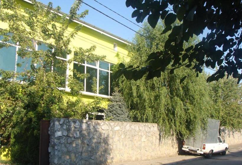 Hôtel Pension Eclipse 12