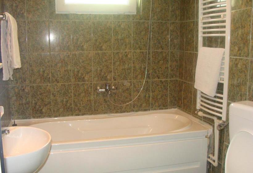 Hôtel Pension Eclipse 17