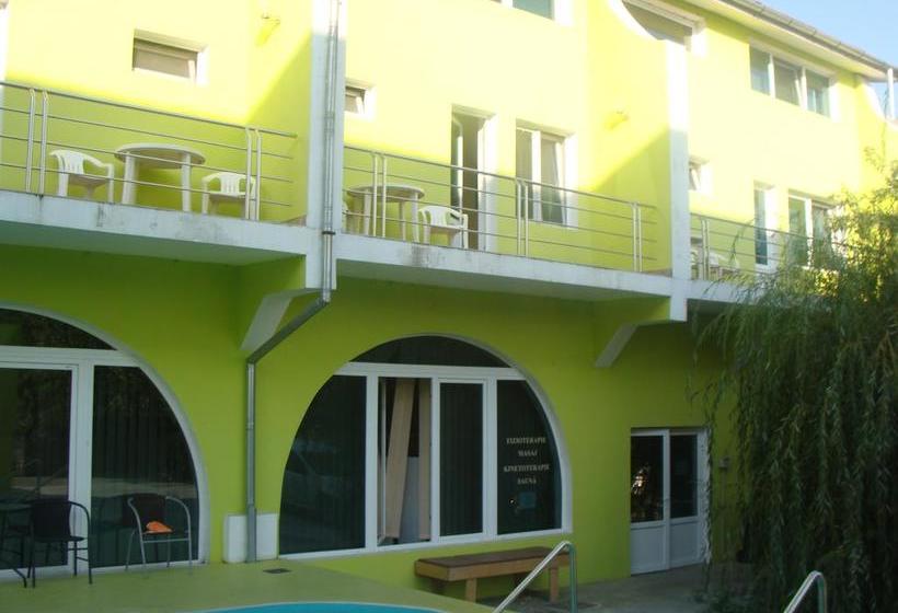 Hôtel Pension Eclipse 6