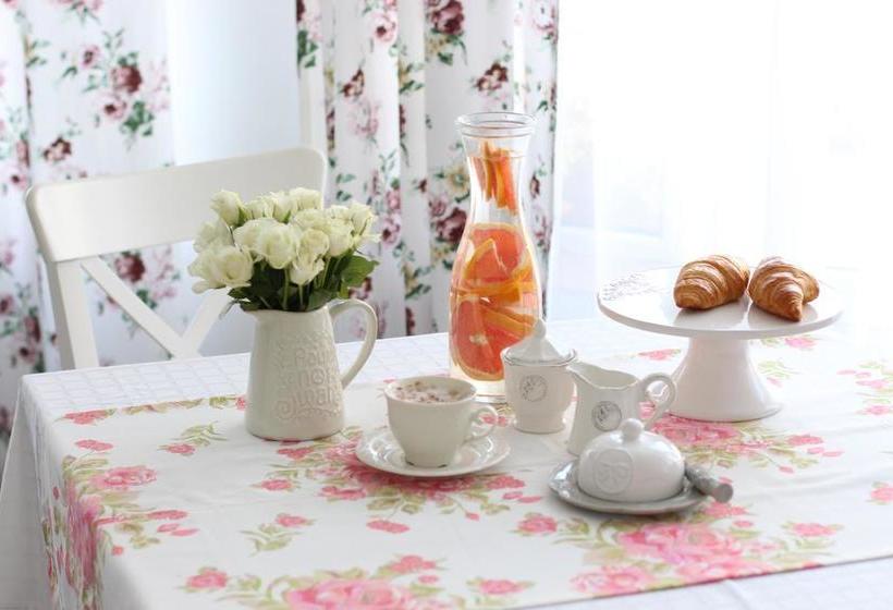 Bed and Breakfast Vila Meteor 15