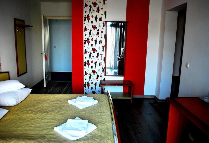 Bed and Breakfast Vila Meteor 7