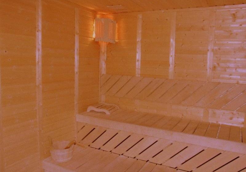 Hotel Secret Garden 11