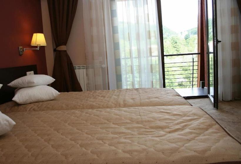 Hotel Secret Garden 9