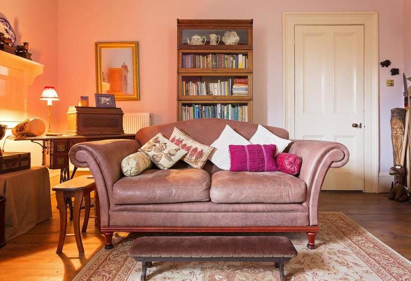 Roscrea Bed & Breakfast 2