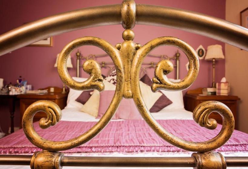 Roscrea Bed & Breakfast 6