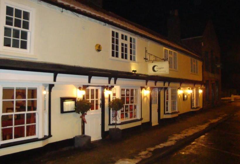 Hotel Magpies Restaurant With Rooms