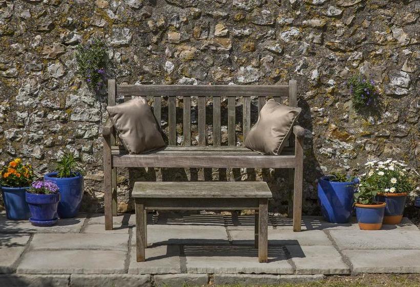 Halsons Bed And Breakfast 14