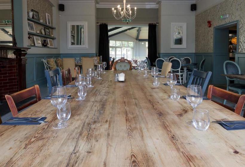 Hôtel Hand And Spear 16