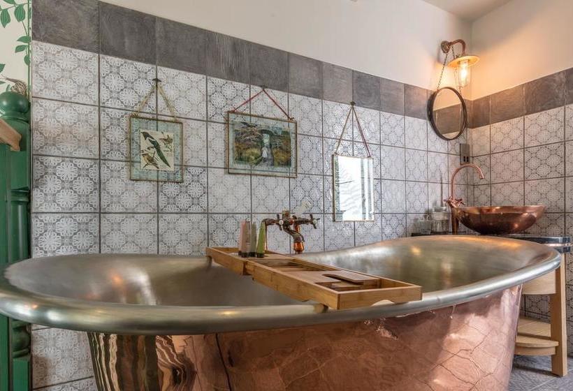 Hôtel Hand And Spear 3