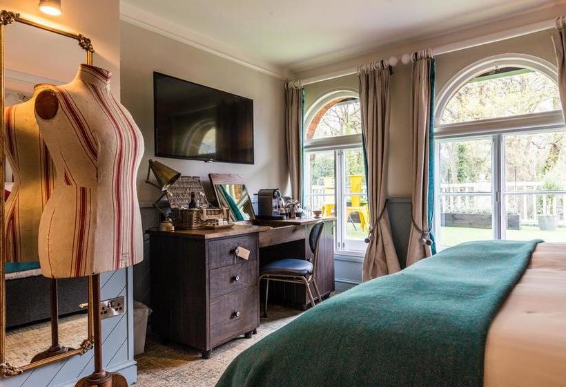 Hôtel Hand And Spear 4