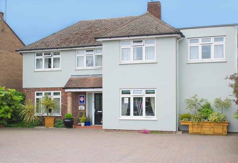 Bed and Breakfast The Cambridge Guest House