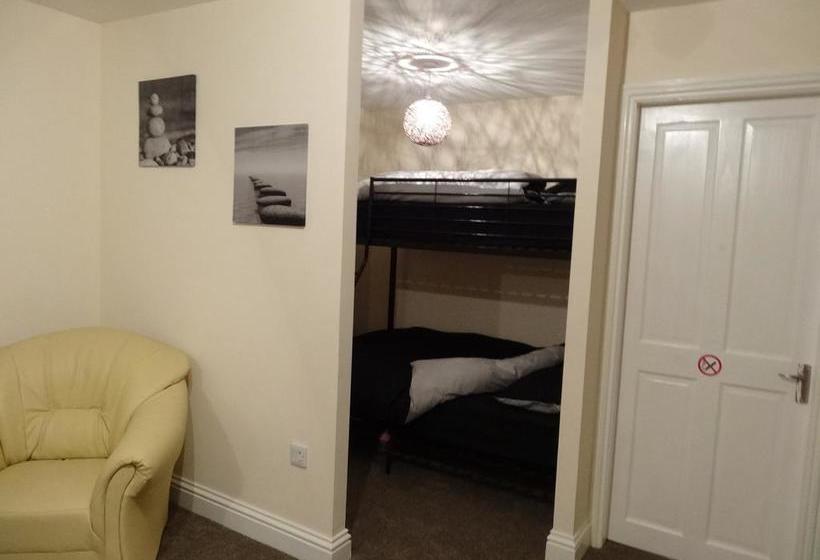 Church House Bed & Breakfast 5