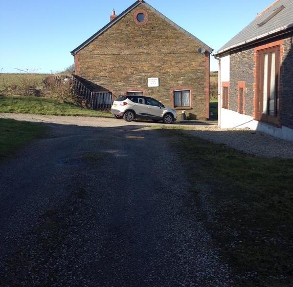 Bed and Breakfast Tregatherall Lodge 12